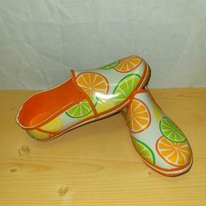 Waterproof Slip on Citrus Women's Shoes Size 7